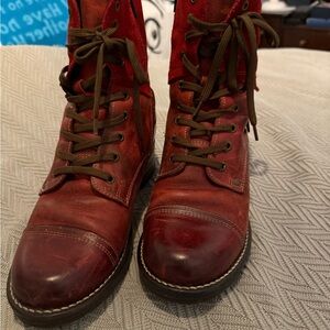 Taos Footwear Women's Red Leather Heeled Boots